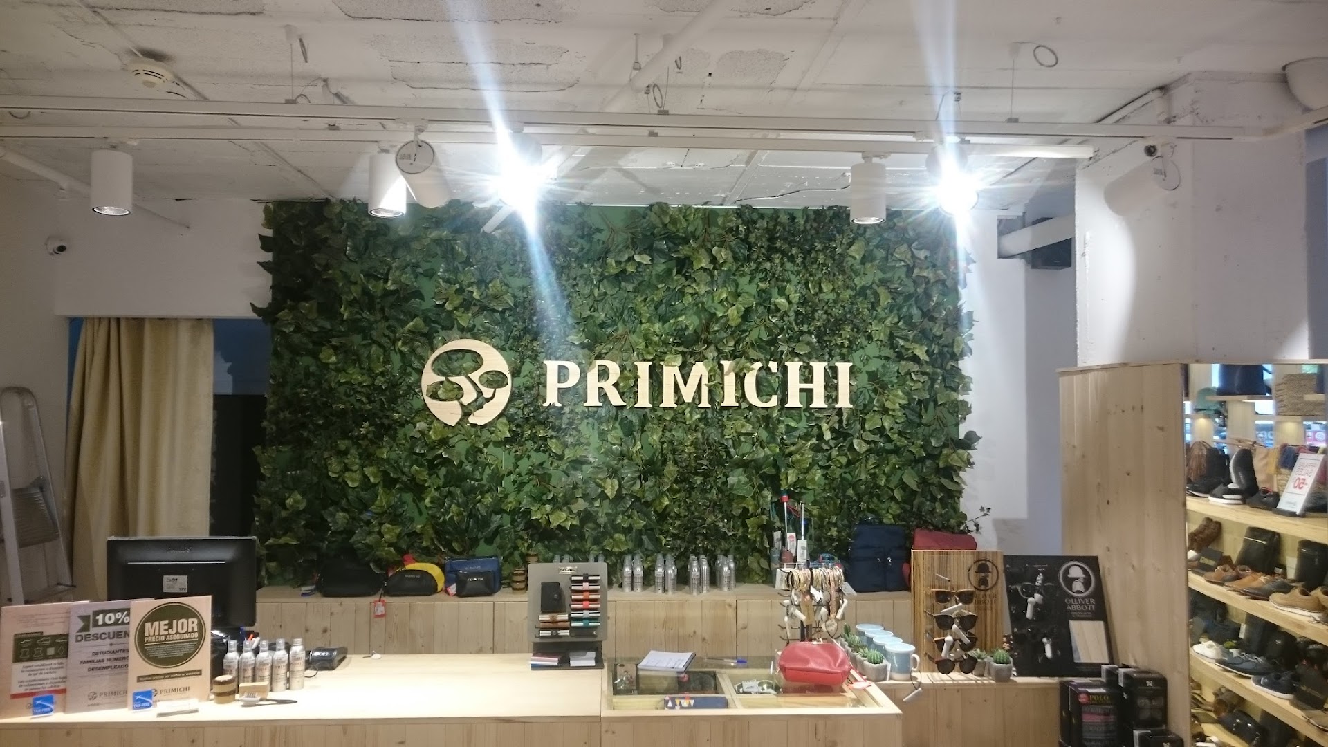 Primichi Stores - Tienda de ropa de primeras marcas - Calpe 4