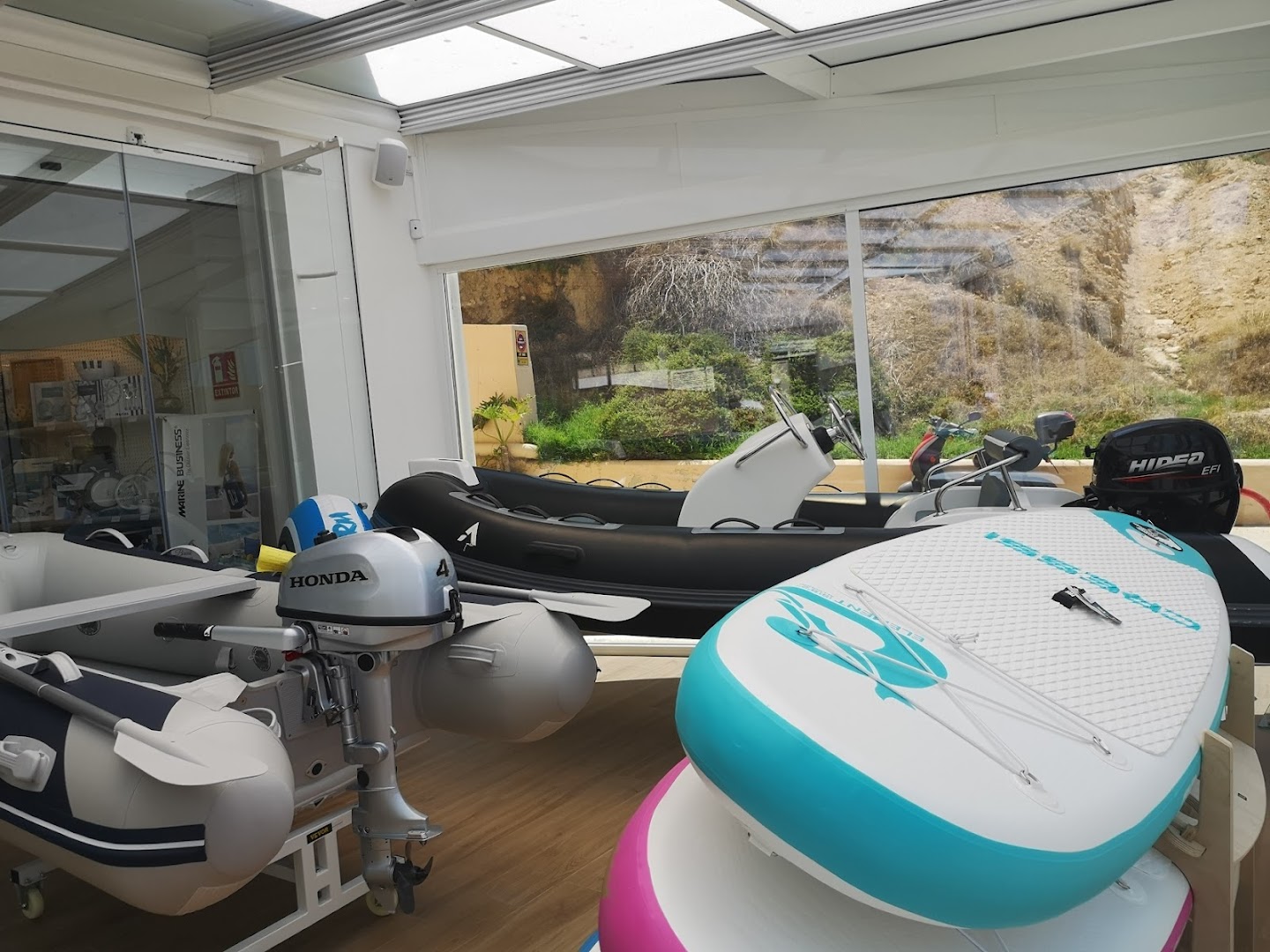 SUMINISTROS NÁUTICOS ANCOMARO 3