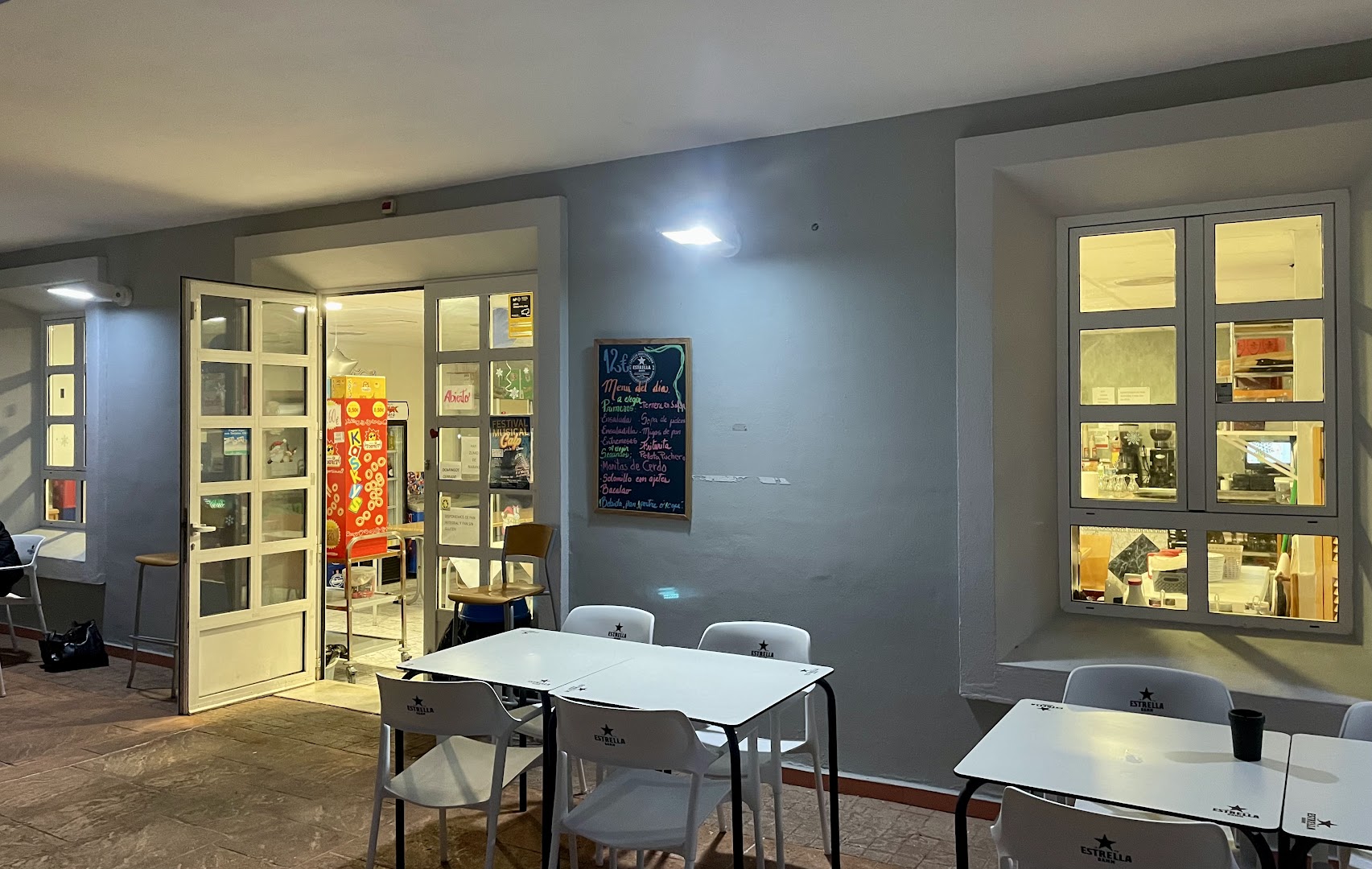 Bar Casa de Cultura 8