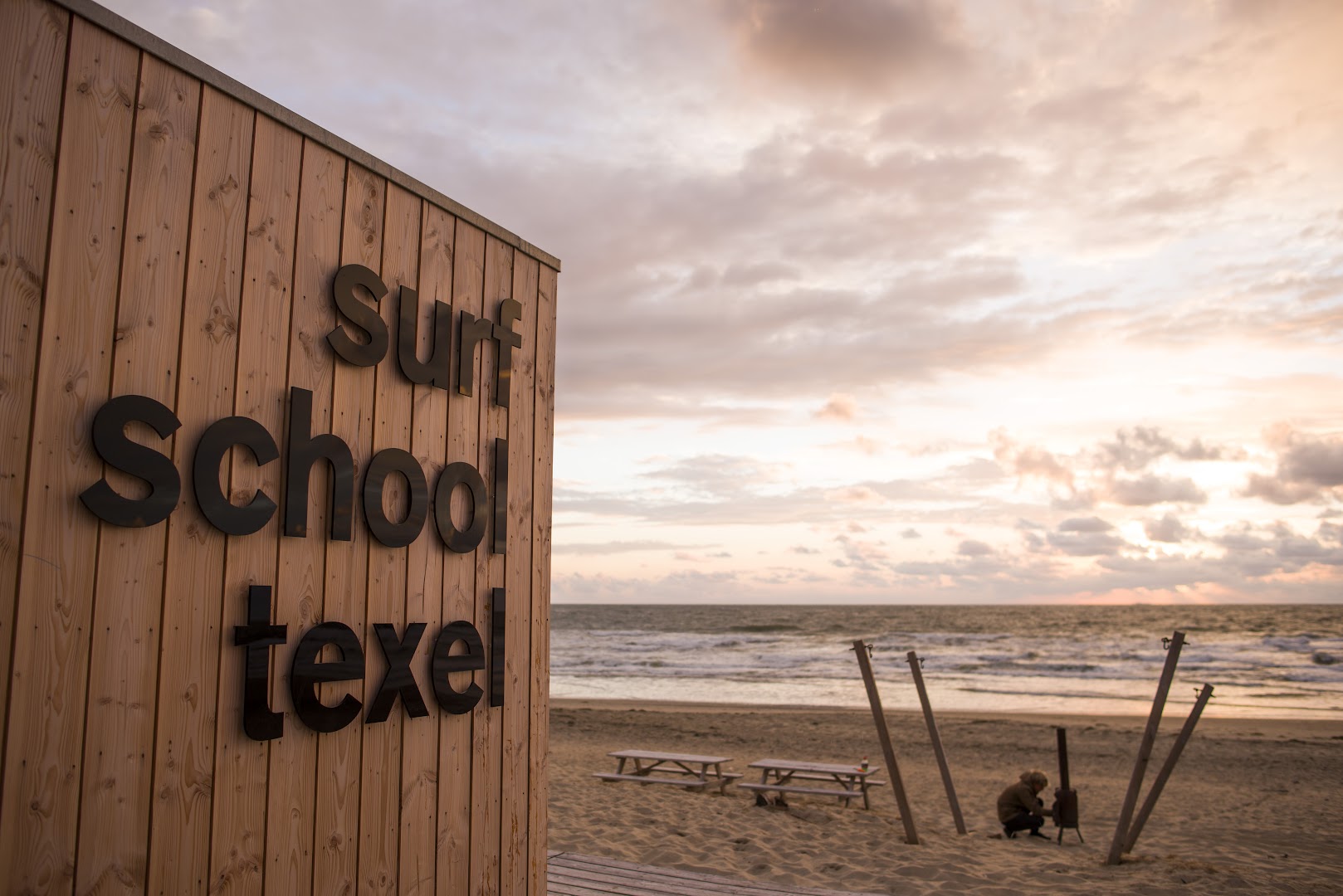 Surfschool Texel Paal 17 7